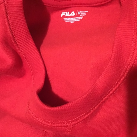 NWT Women Fila Long Sleeve Crew Neck Lightweight Sweatshirt Red Size M - Picture 3 of 3